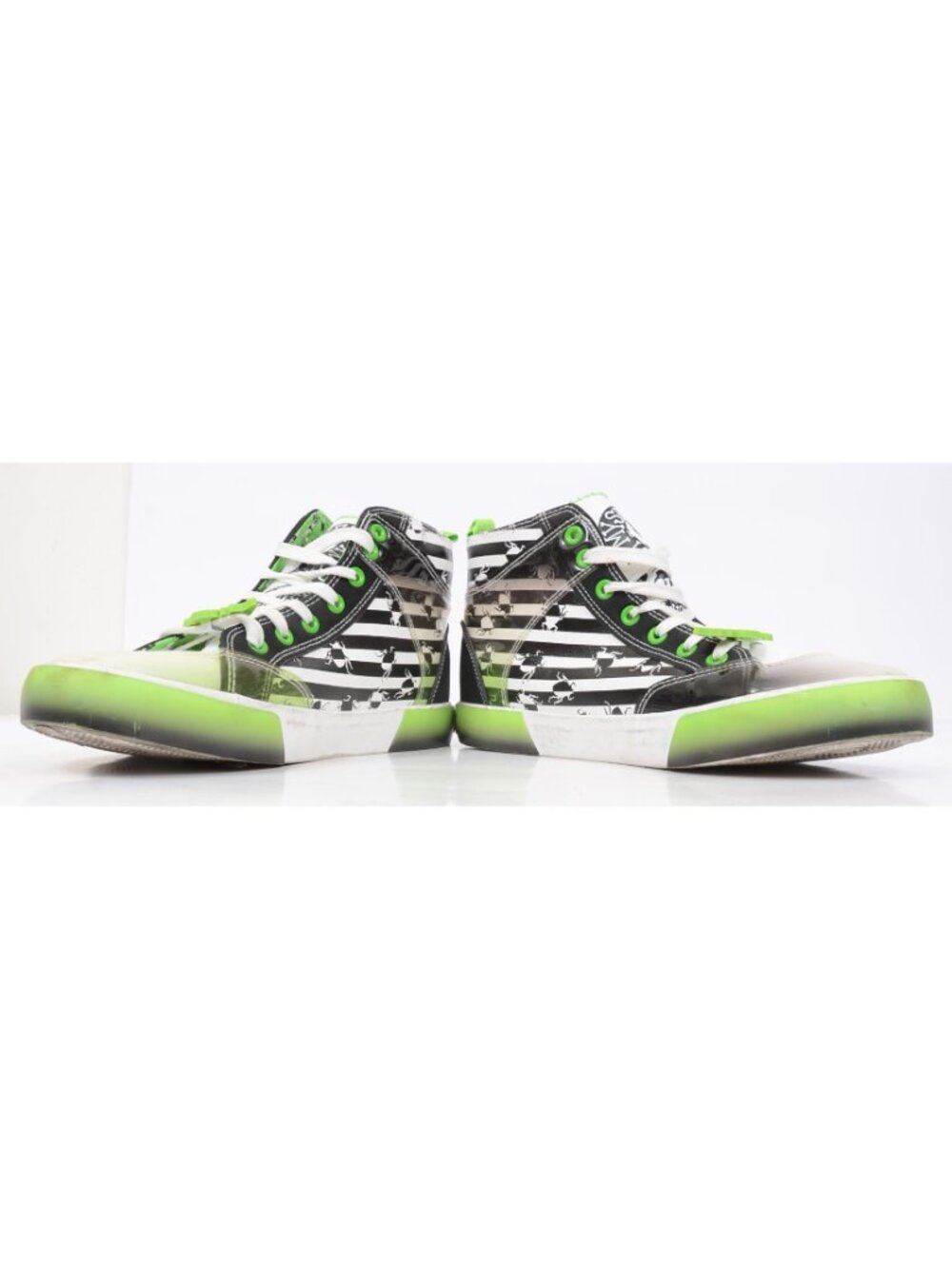 Beetlejuice High Top Sneakers Womens 9 White Green Black Shoes Warner Bros - Picture 7 of 11